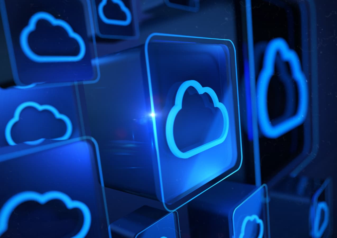 buttons with a cloud icon illustration an article about cloud credits for startups